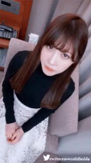 极品白虎逼妹子嫩的出水被大8狂草 先口再插逼吸精